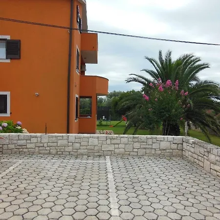 Zambratija 14557b Apartamento